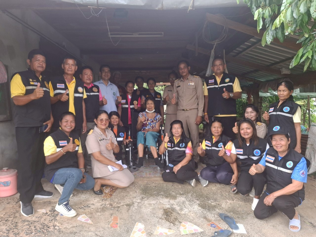กิจกรรมมอบอุปกรณ์ช่วยความพิการ ประเภทรถเข็นนั่ง