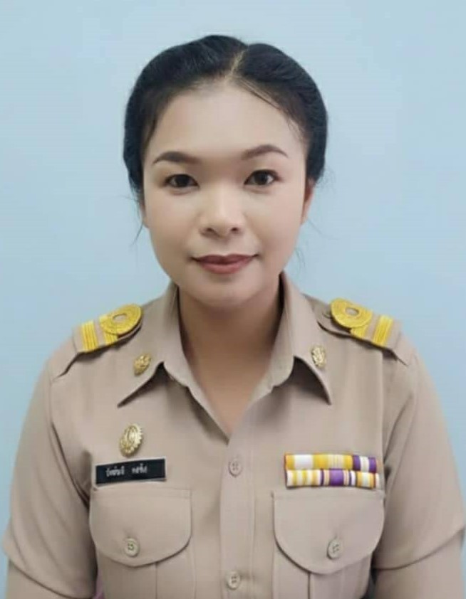 นางทิพย์วารี  ห่อชื่อ